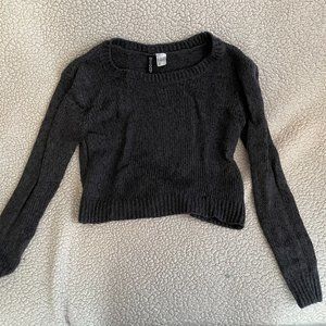 H&M Grey Knitted Crop Top